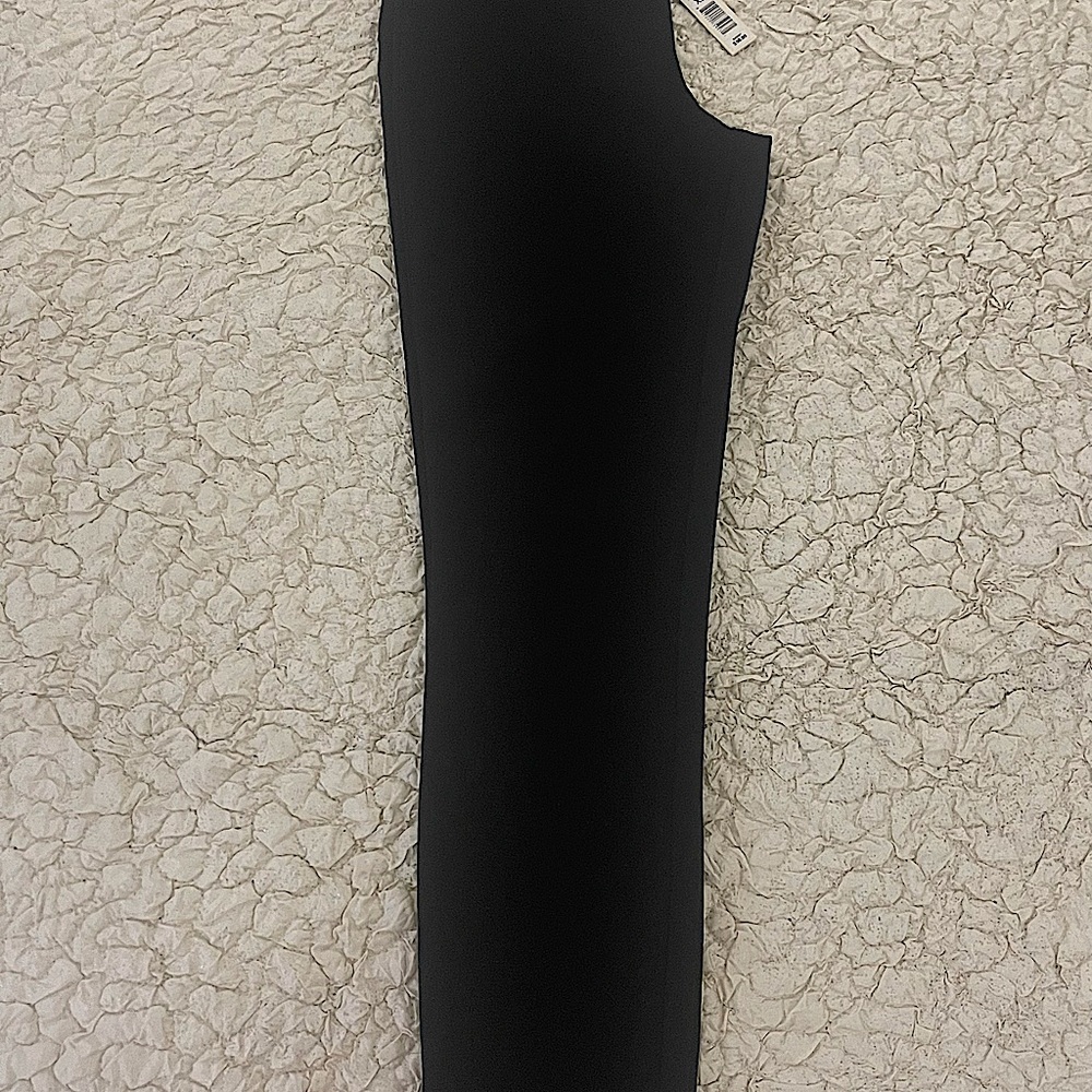 MAX STUDIO PANTS - Picture 2 of 3